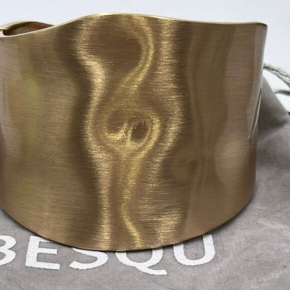 BESQU Matte Gold Women Fashion Chunky Hammered Irregular Wrist Cuff Bracelet - Picture 7 of 8